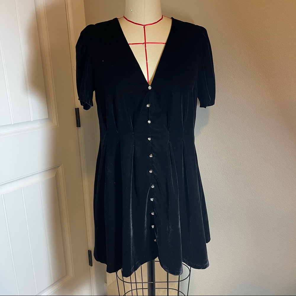 Zara V neck black velvet dress